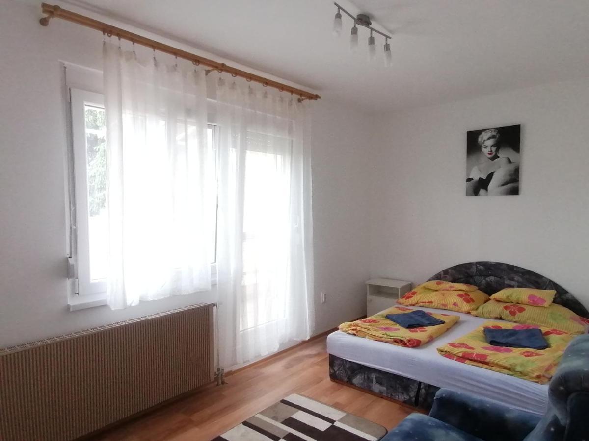 Villa Family House Eger Exterior foto